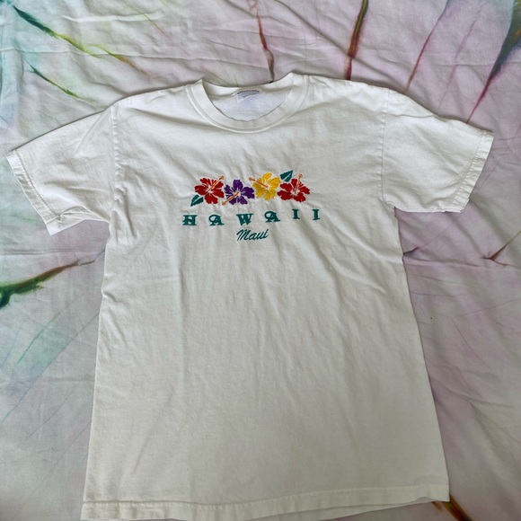 Vintage Hawaii Tshirt - Picture 2 of 2